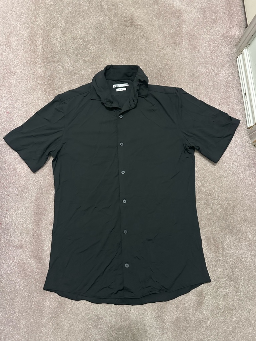 Zara Men’s Black Short-Sleeve Button-Down Shirt